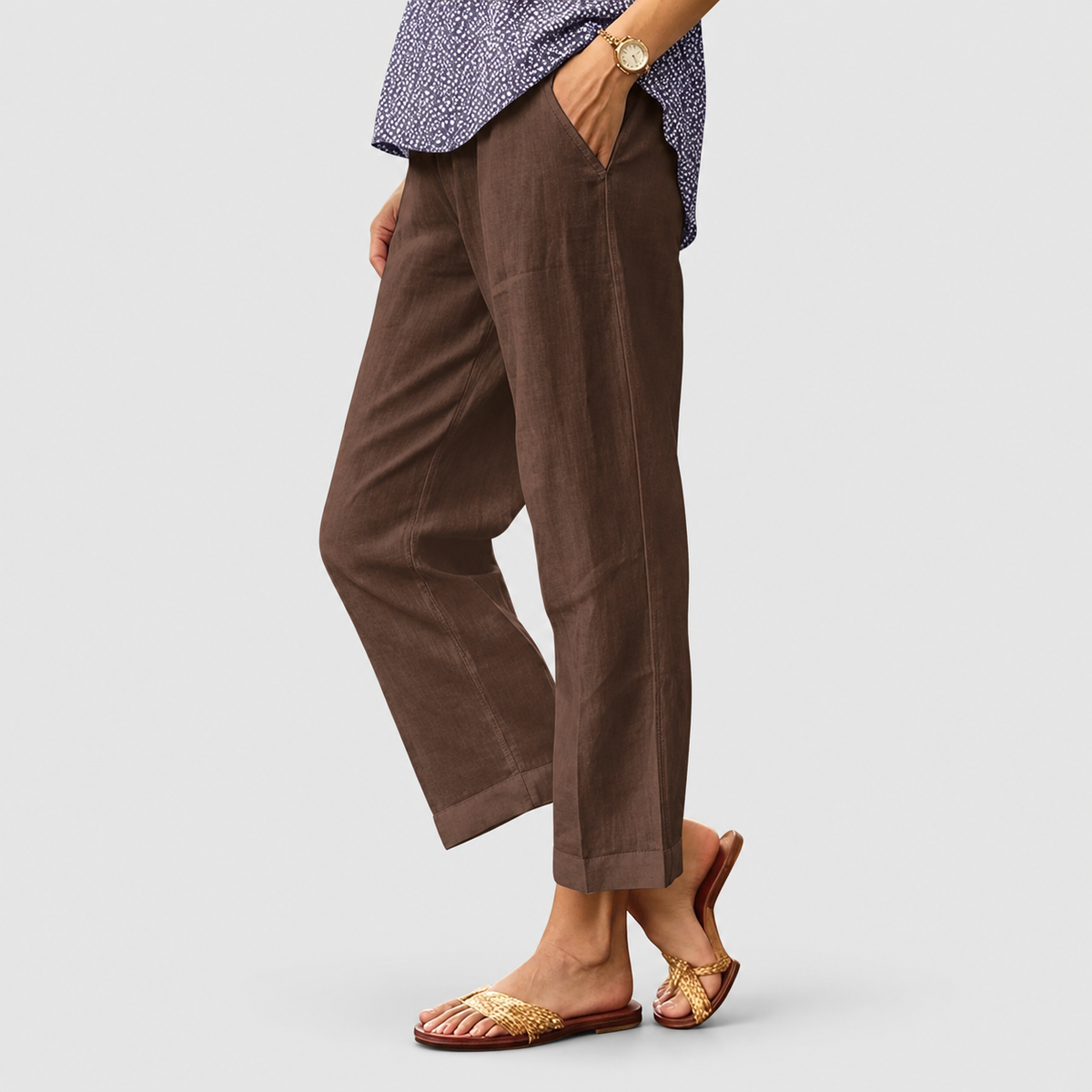 Ainsley | Women’s Cuffed Straight-Leg Cropped Pants — Brown
