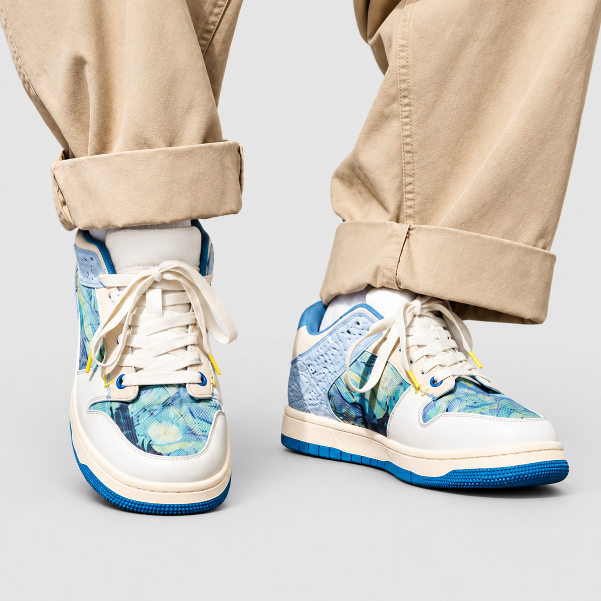 Aquilla | Women’s Landscape-Print Low-Top Sneakers — product detail 4