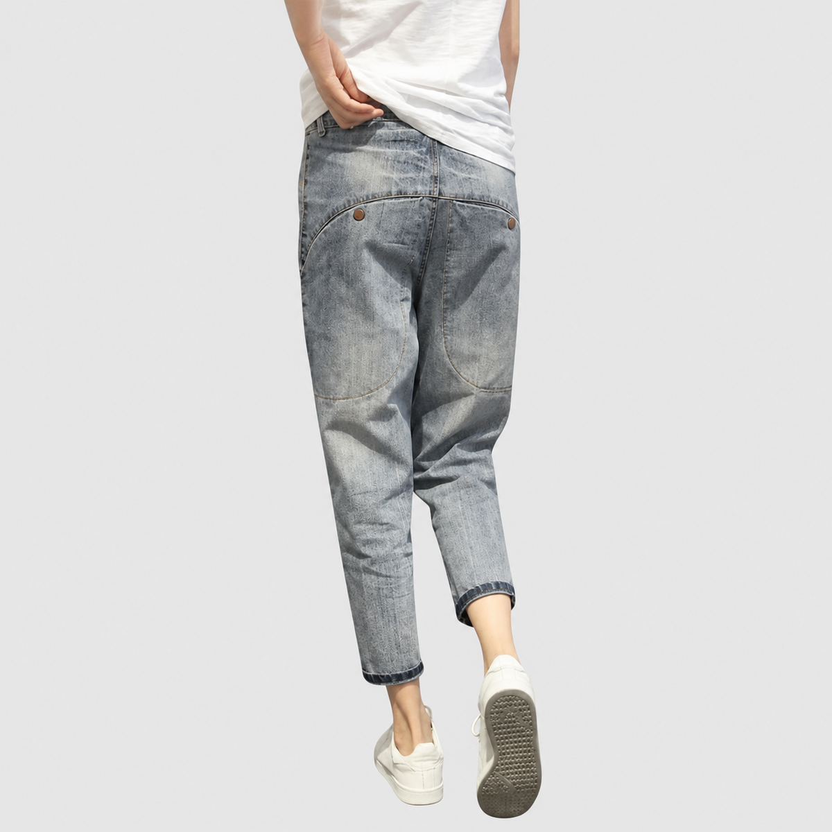 Carmina | Women’s Cropped Denim Cargo Pants — product detail 3