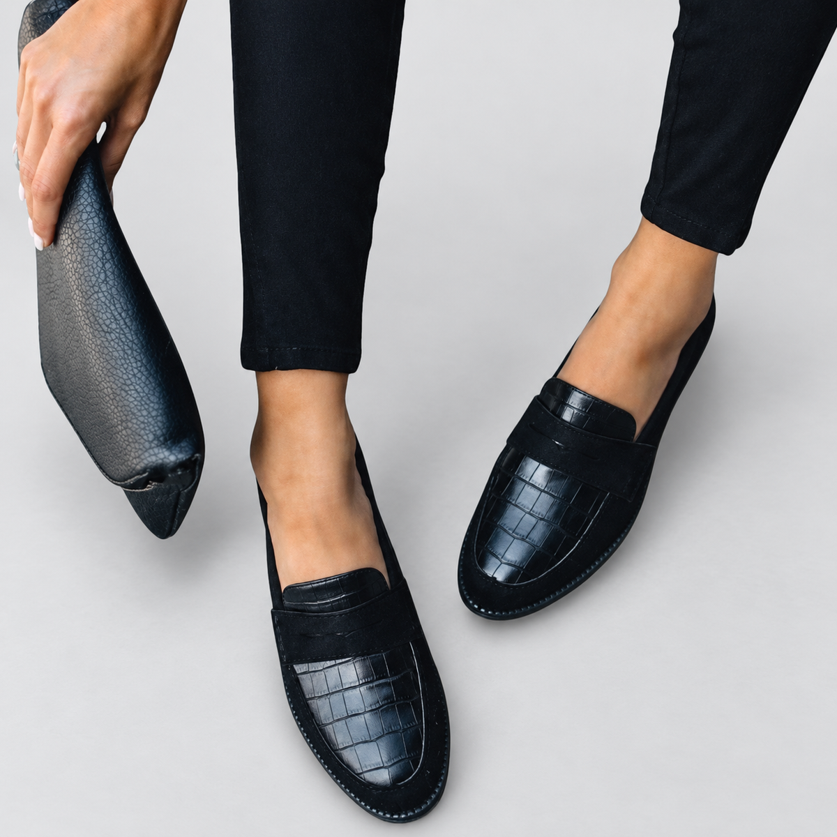 Darla | Women’s Croc-Texture Everyday Loafers — product detail 3