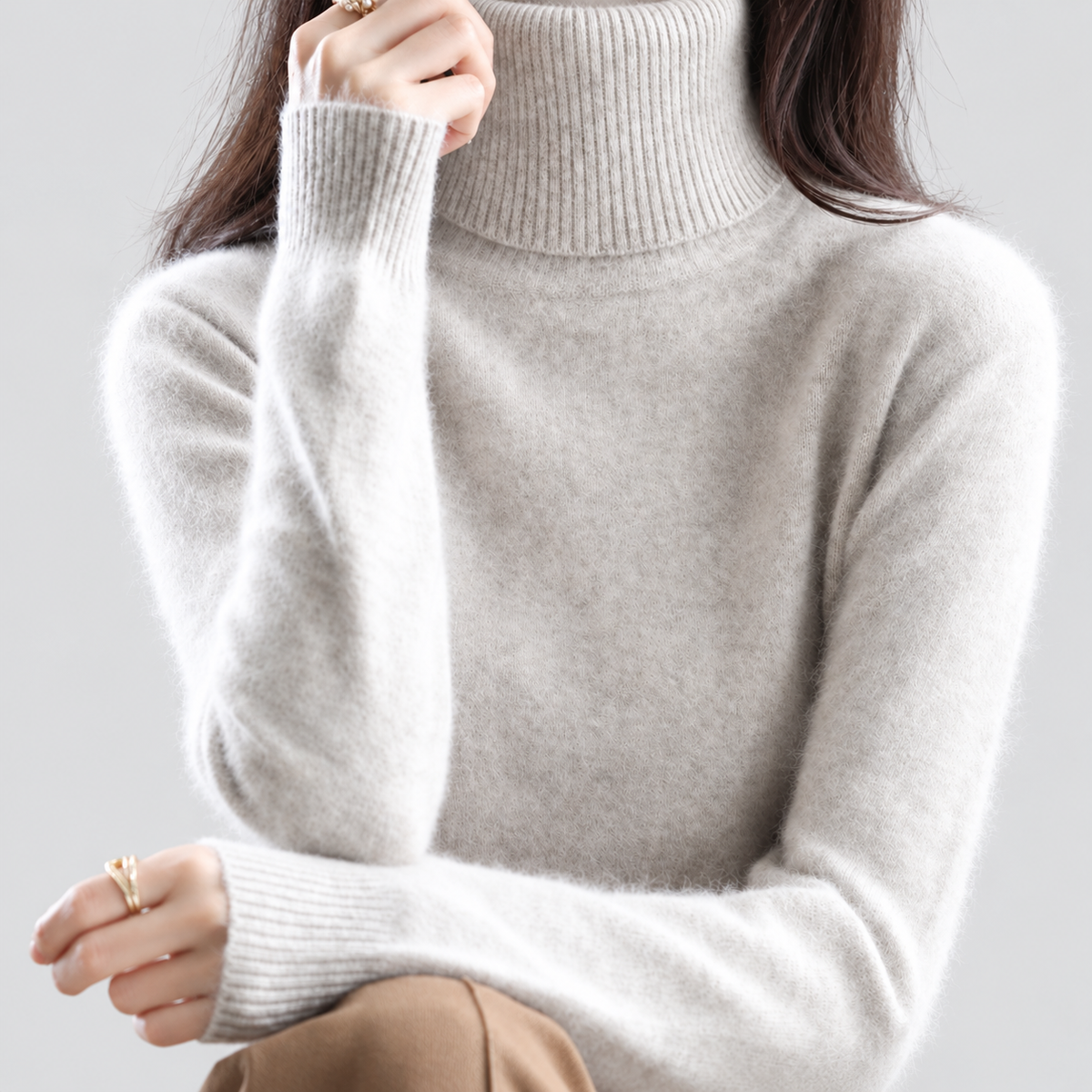 Etta | Women’s Fine-Knit Turtleneck Sweater — Khaki