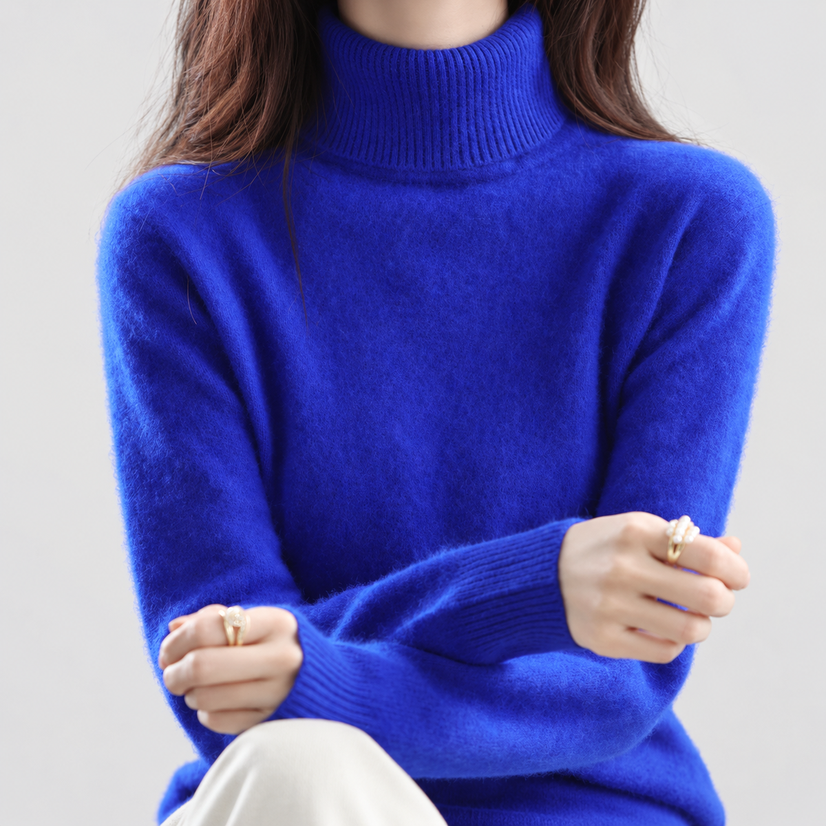 Etta | Women’s Fine-Knit Turtleneck Sweater — Royal Blue