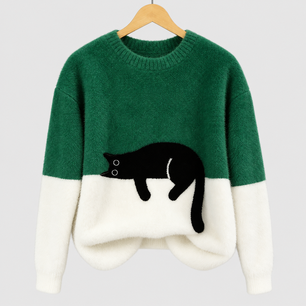 Evadne | Women’s Cat-Graphic Crew-Neck Sweater — Green