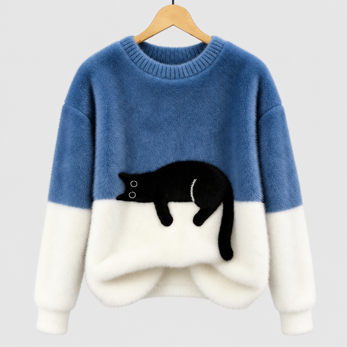 Evadne | Women’s Cat-Graphic Crew-Neck Sweater — Blue