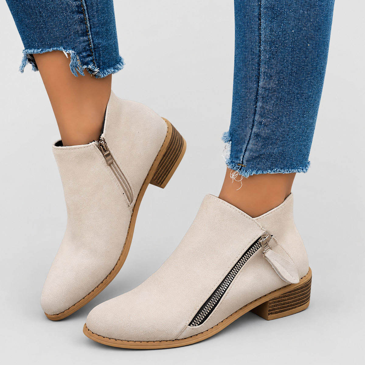 Flavia | Women’s Stacked-Heel Side-Zip Ankle Boots — product detail 9