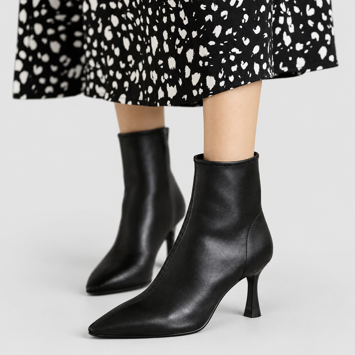 Giselle | Women’s Pointed-Toe Heeled Ankle Boots — product detail 4