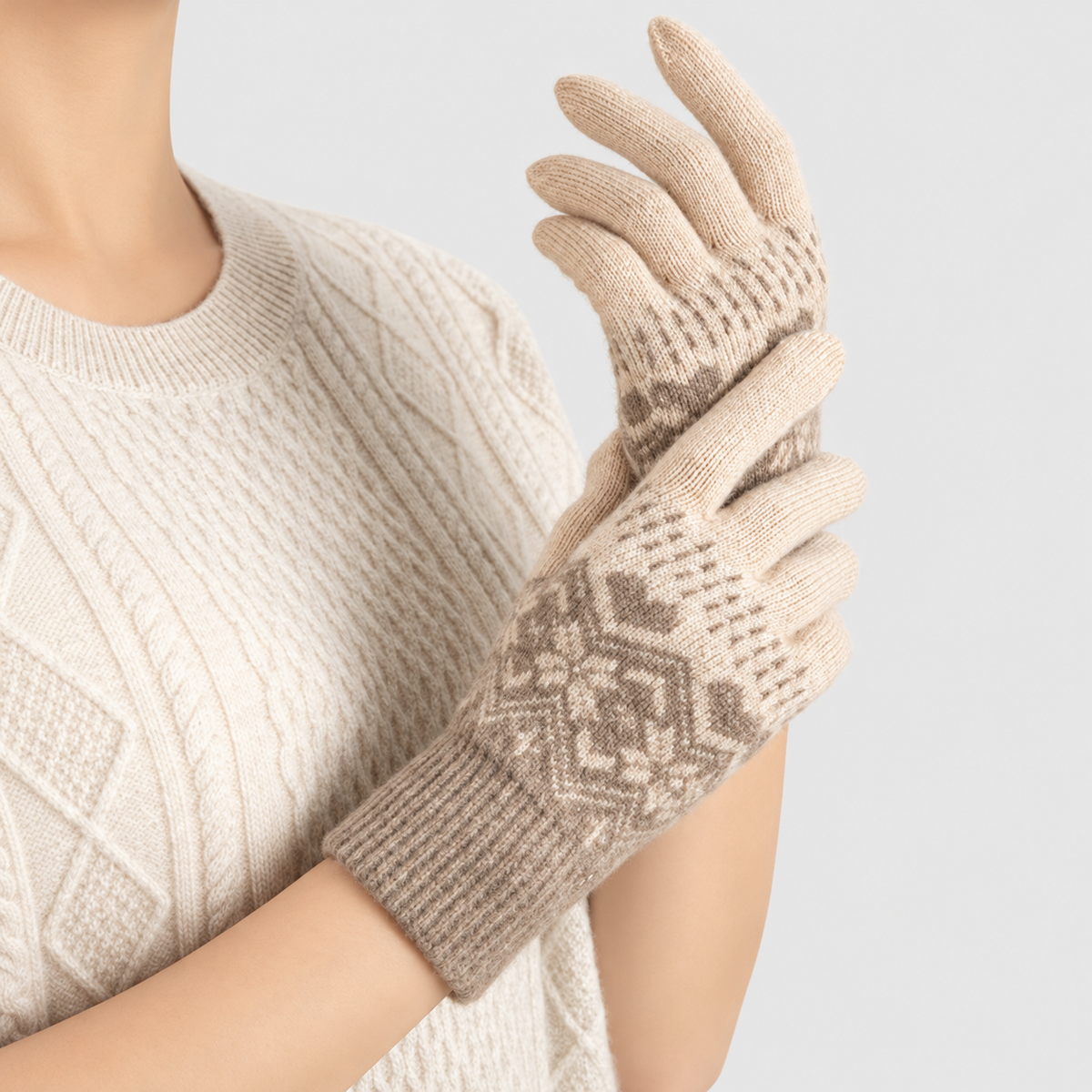 Gretel | Women’s Snowflake-Pattern Knit Gloves — Cream & Taupe