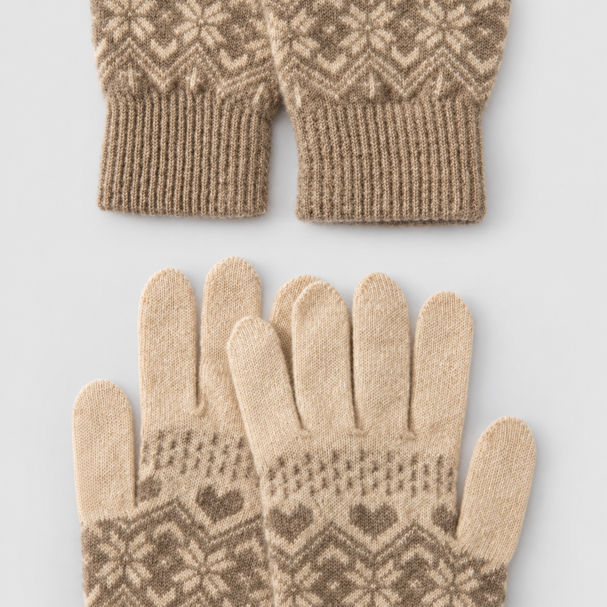 Gretel | Women’s Snowflake-Pattern Knit Gloves — product detail 3