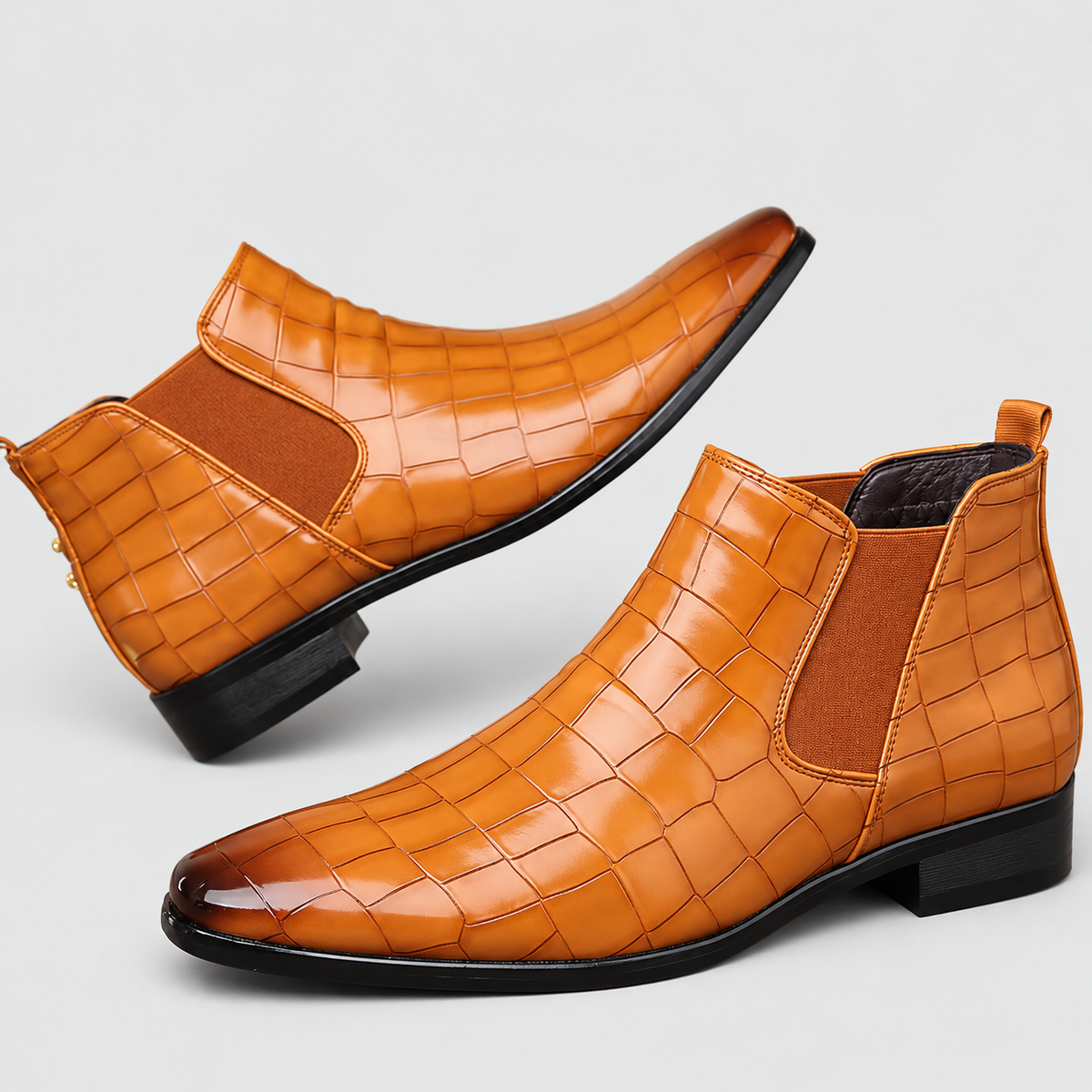 Harwin | Men’s Croc-Embossed Chelsea Boots — product detail 2