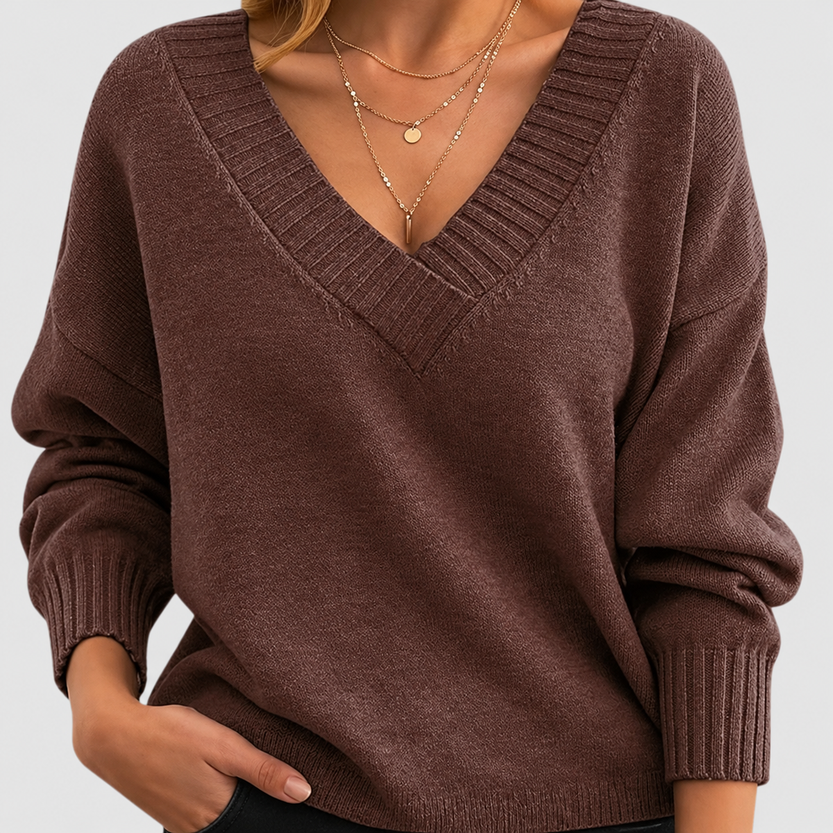 Liliane | Women’s Lightweight V-Neck Sweater — Chocolate