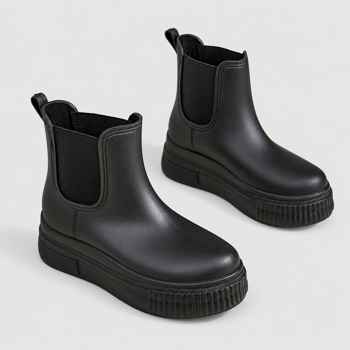 Naiara | Women’s Platform Chelsea Boots — Black