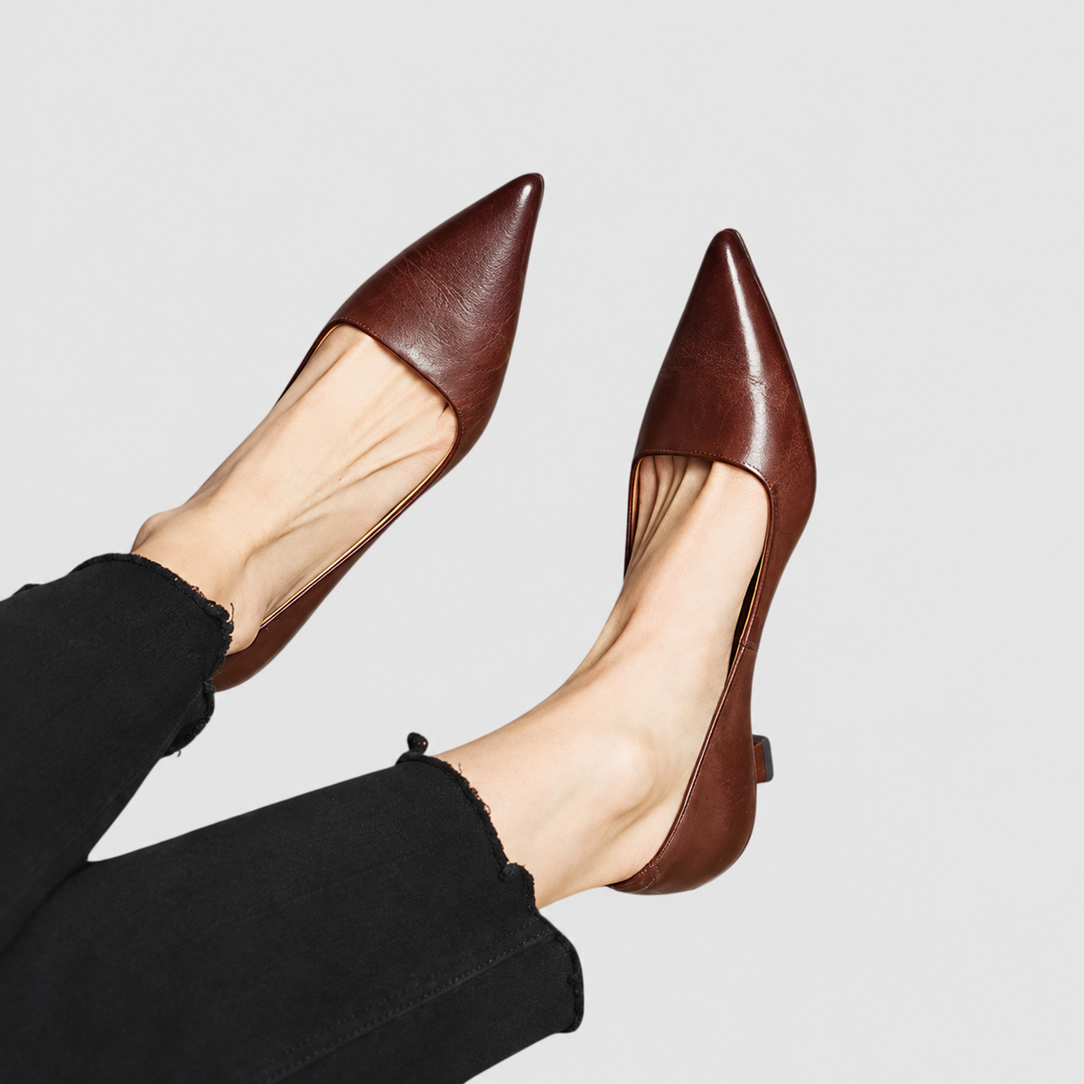 Nerissa-May | Women’s Pointed-Toe Low-Heel Pumps — product detail 6