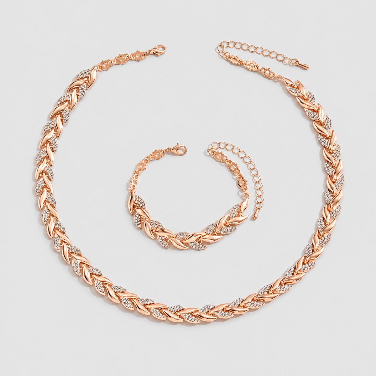 Ondina | Women’s Fishtail-Link Necklace and Bracelet Set — product detail 7