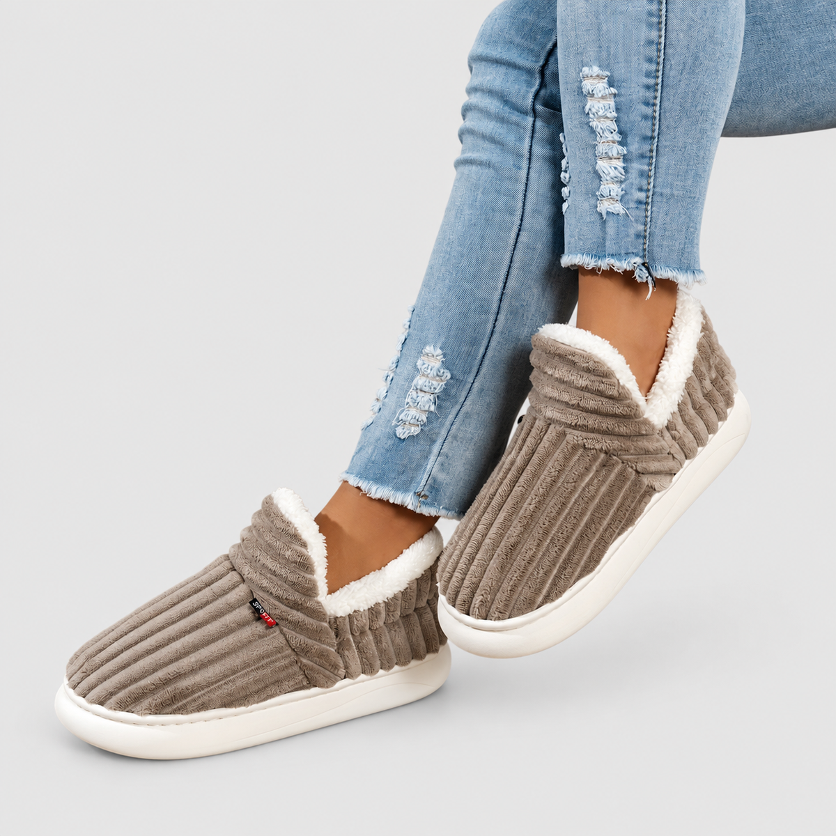 Sabella-Mae | Women’s Sherpa-Lined Slipper Booties — product detail 2