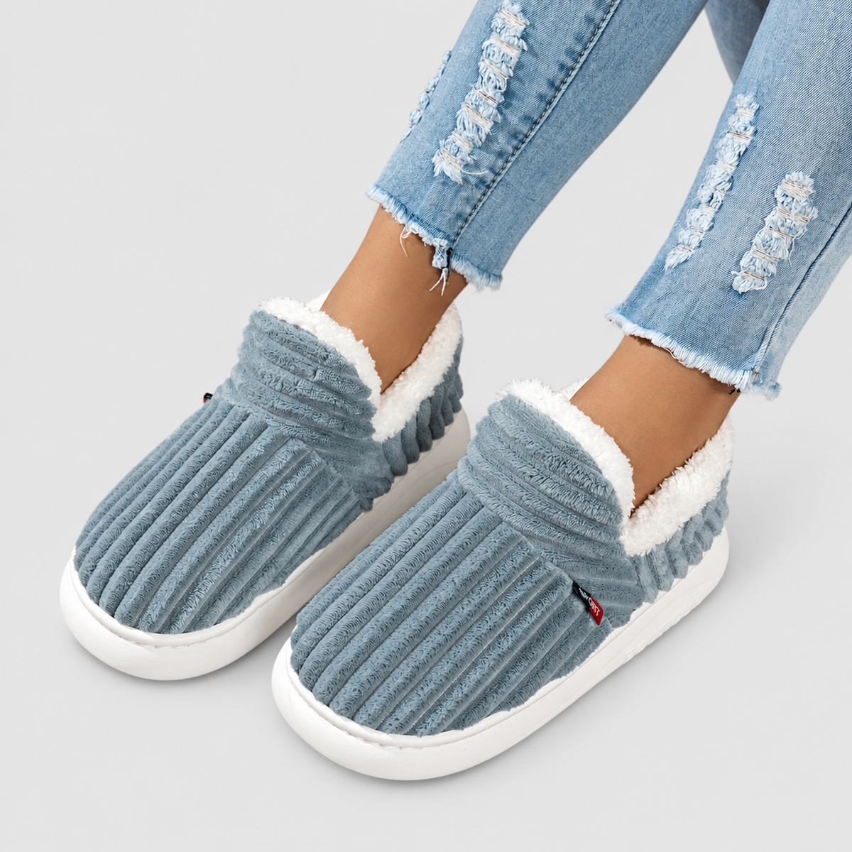 Sabella-Mae | Women’s Sherpa-Lined Slipper Booties — product detail 16