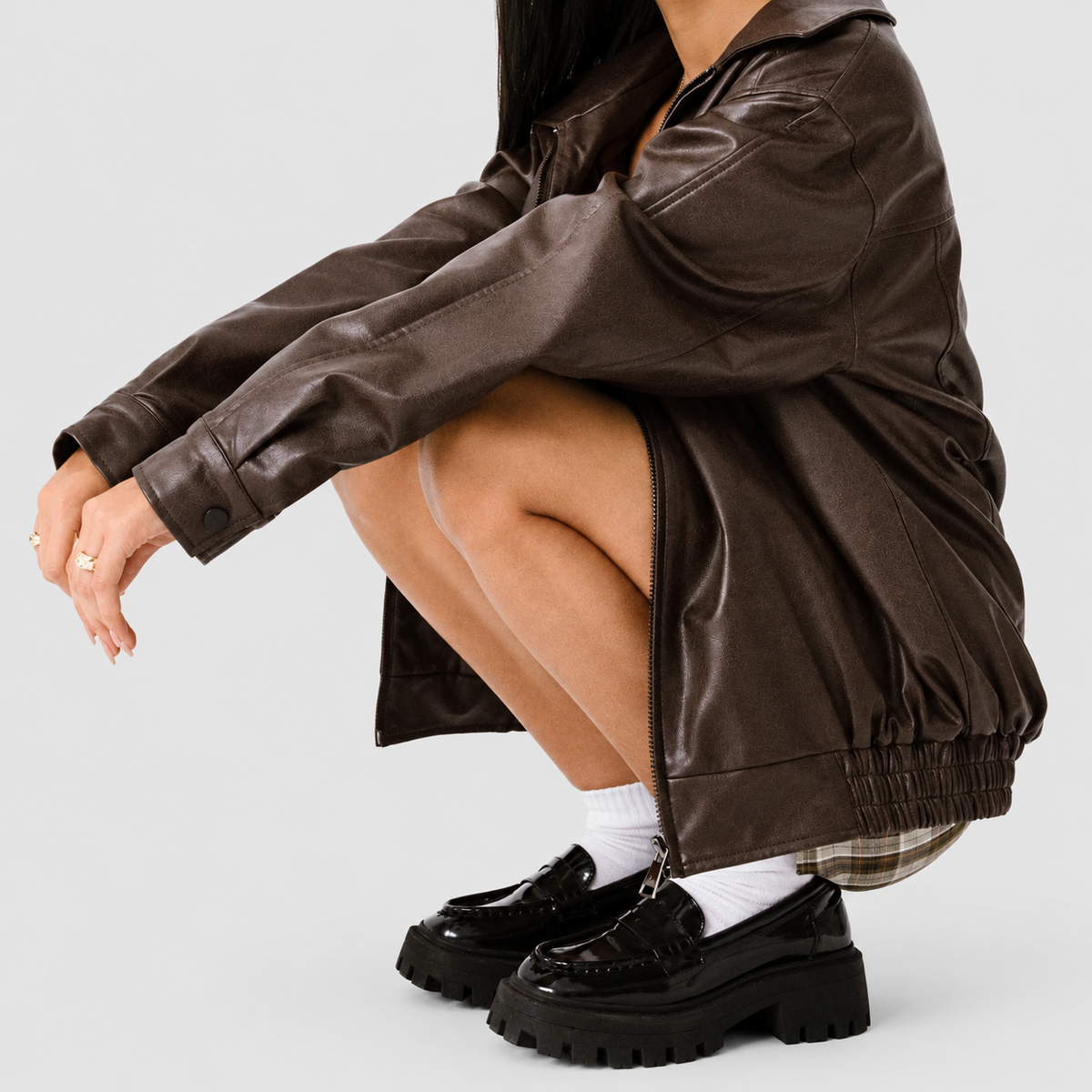 Sloane | Women’s Boxy Oversized Faux-Leather Jacket — product detail 3