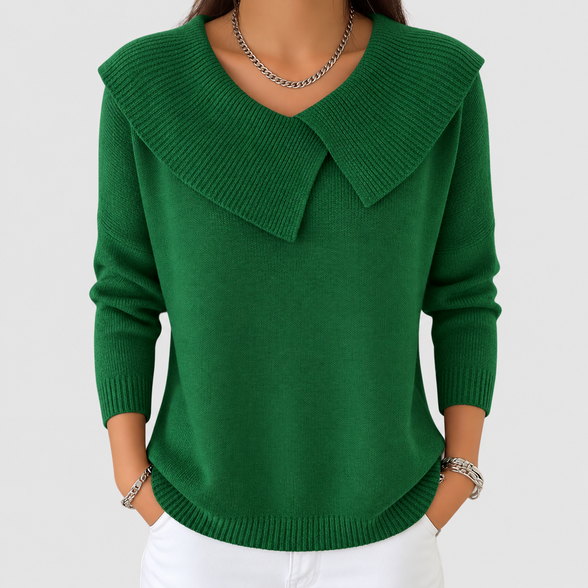 Thomasina | Women’s Warm Sweater with Soft Collar — Green