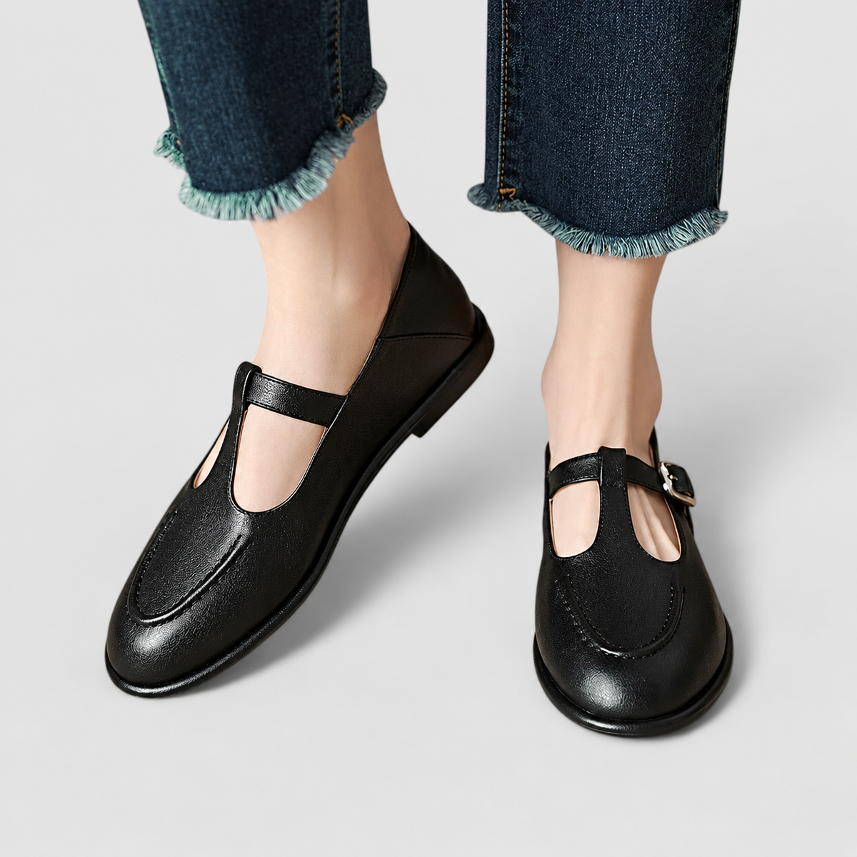 Una | Women’s Low-Heel Mary Jane Shoes — Black