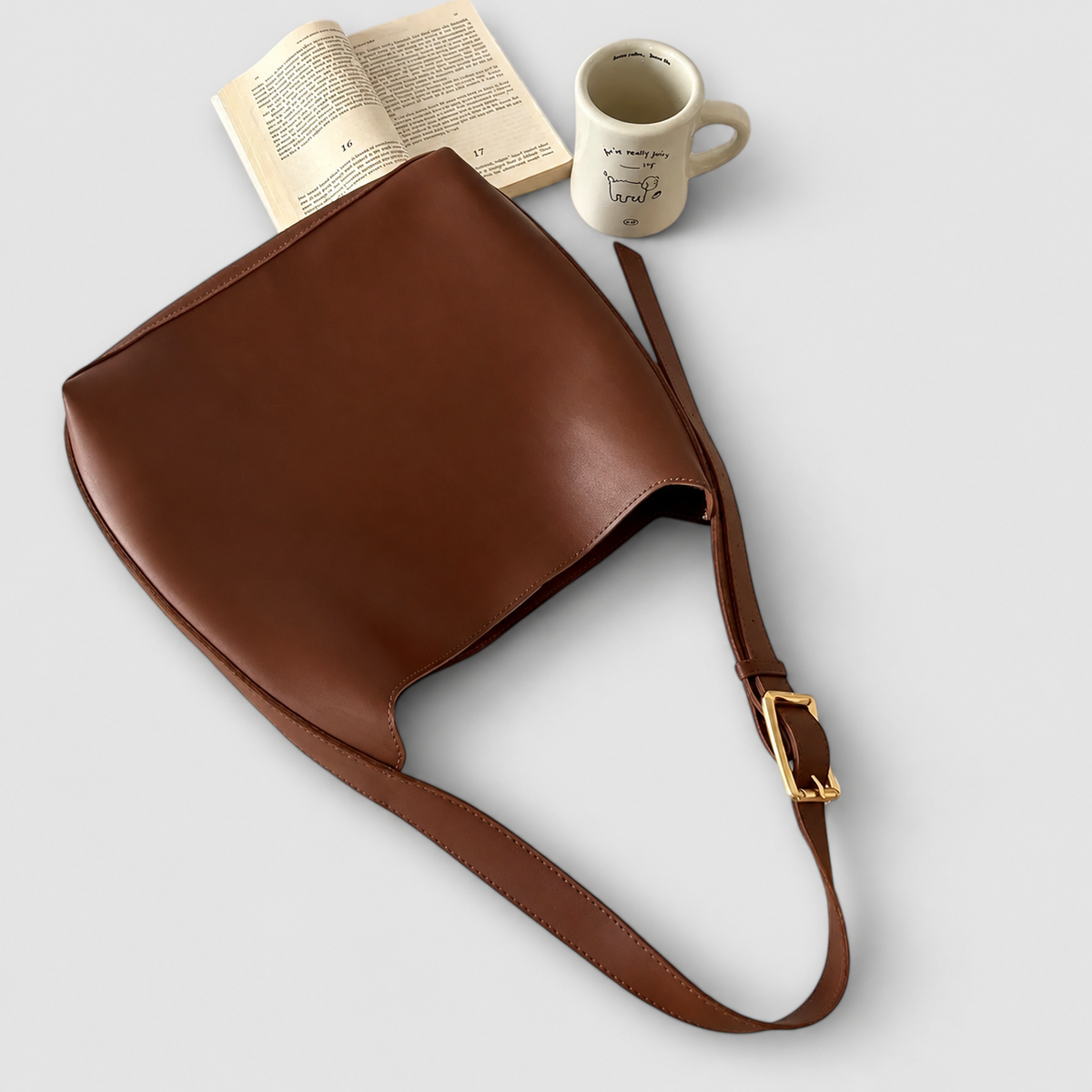 Winifreda | Women’s Wide-Strap Shoulder Bag — product detail 4