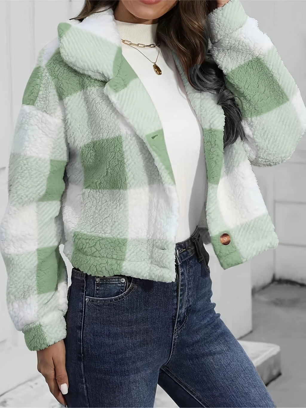 Isla | Women’s Cozy Cropped Jacket with Plaid Pattern